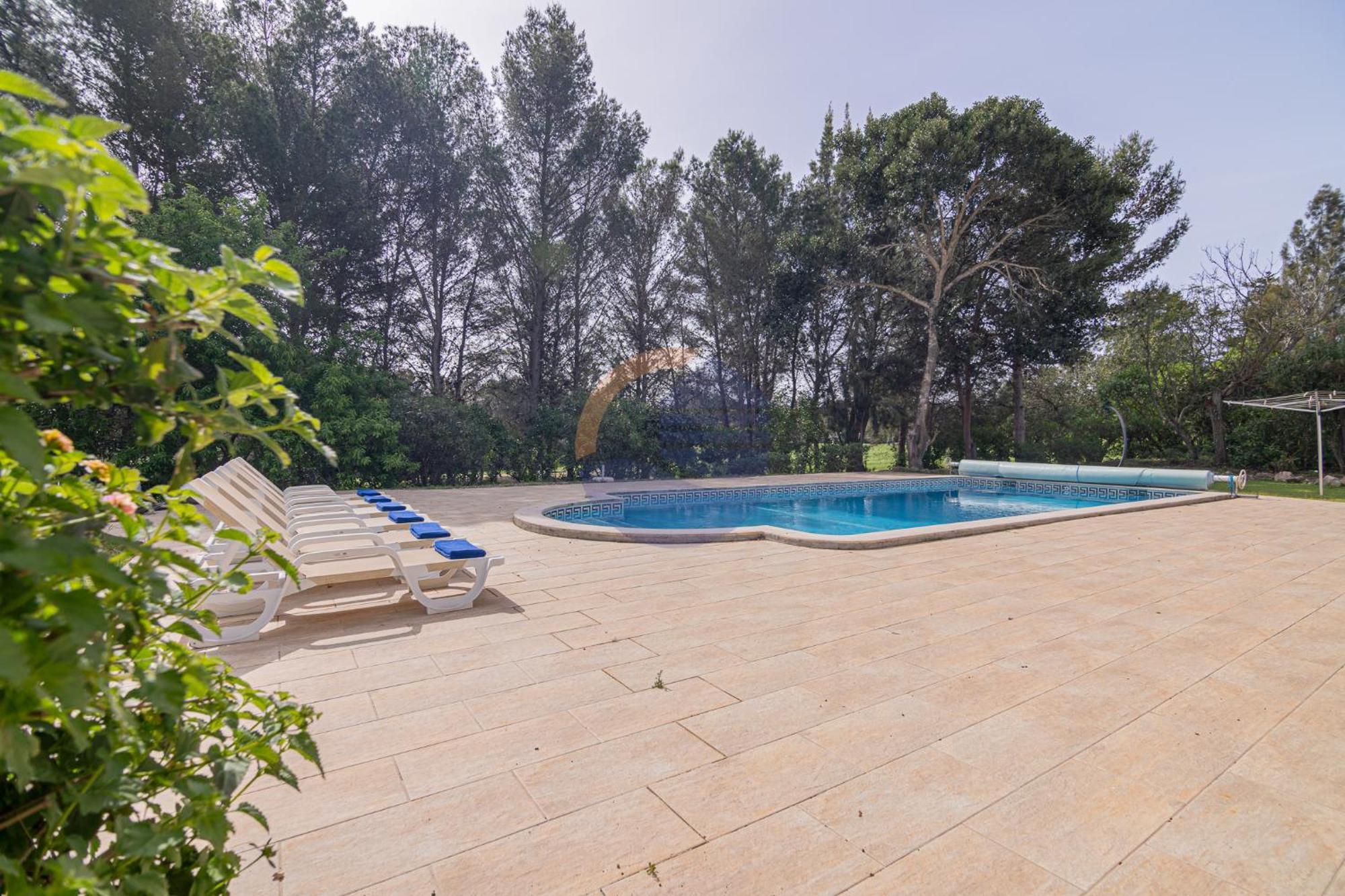 Villa Luxury Suites, Heated Outdoor Pool Портиман Екстериор снимка