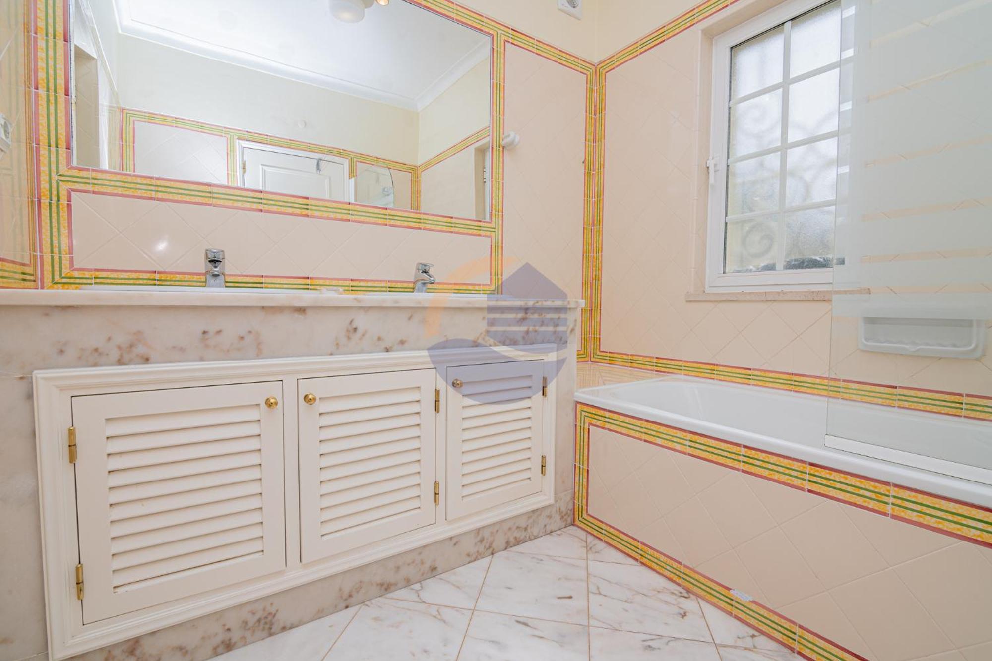 Villa Luxury Suites, Heated Outdoor Pool Портиман Екстериор снимка